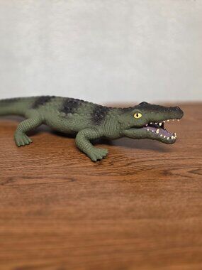 Toy Animal Figure 24" Green Rubber Crocodile 2017